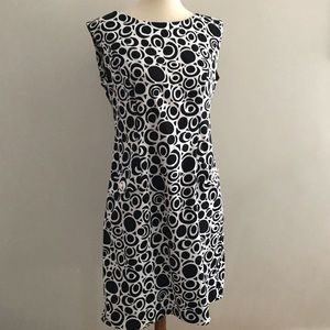 TALBOTS Black White Pattern Dress Hidden Back Zip